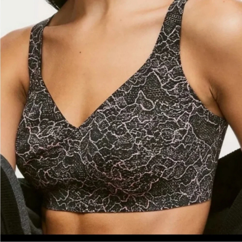 Lululemon Like Nothing Bra